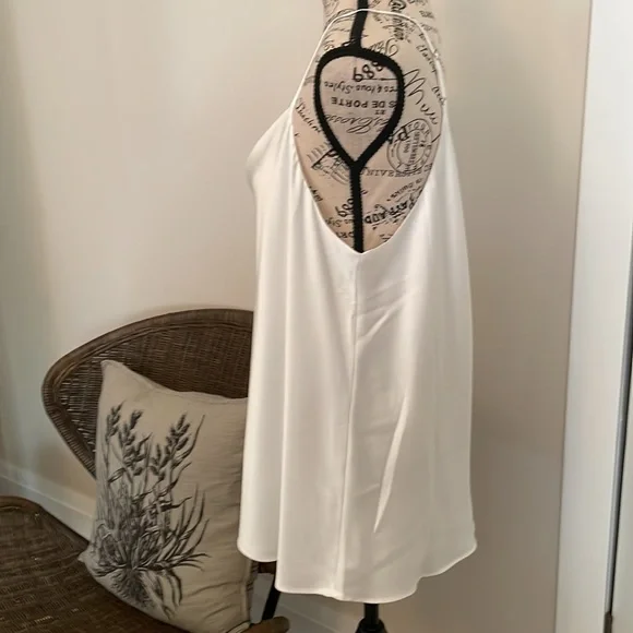 NWT-Calvin Klein camisole ❤️ - Picture 3 of 9